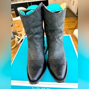 Lane smoke show booties size 7
